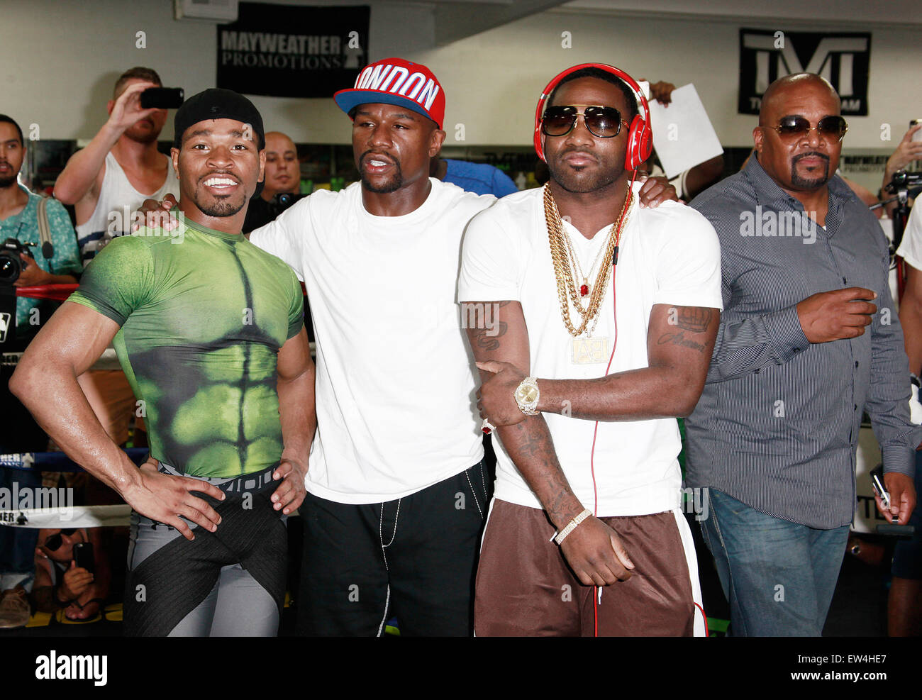 Las Vegas, Nevada, USA. 17th June, 2015. (LR) Boxers Shawn Porter