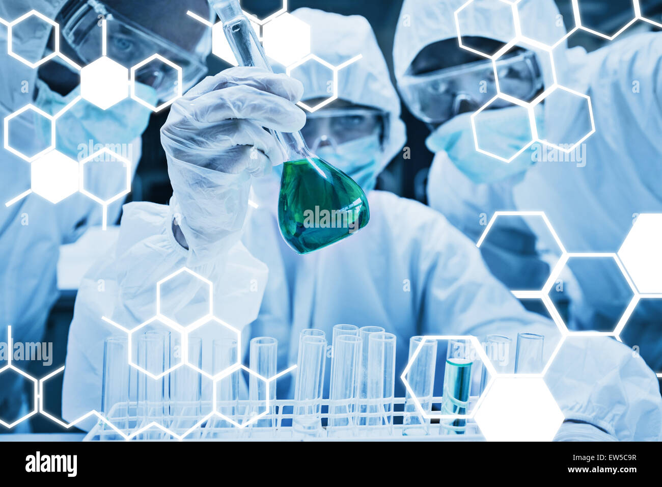 Mature science female black hi-res stock photography and images - Alamy