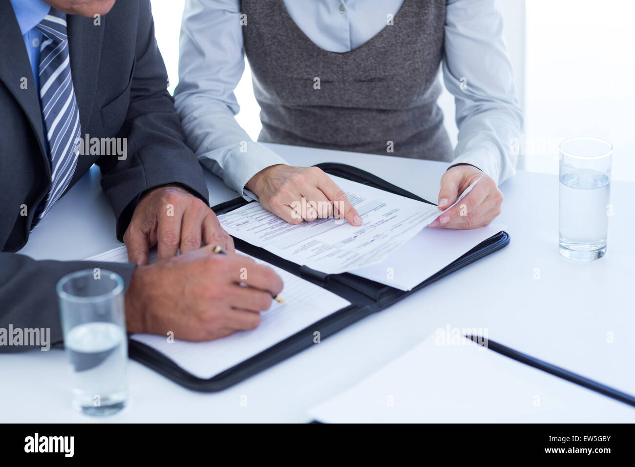 участники аудита. проверка контрагента на благонадежность. аудит покупателя. анализ системы продаж. аудит расчетов с покупателями и заказчиками схема.