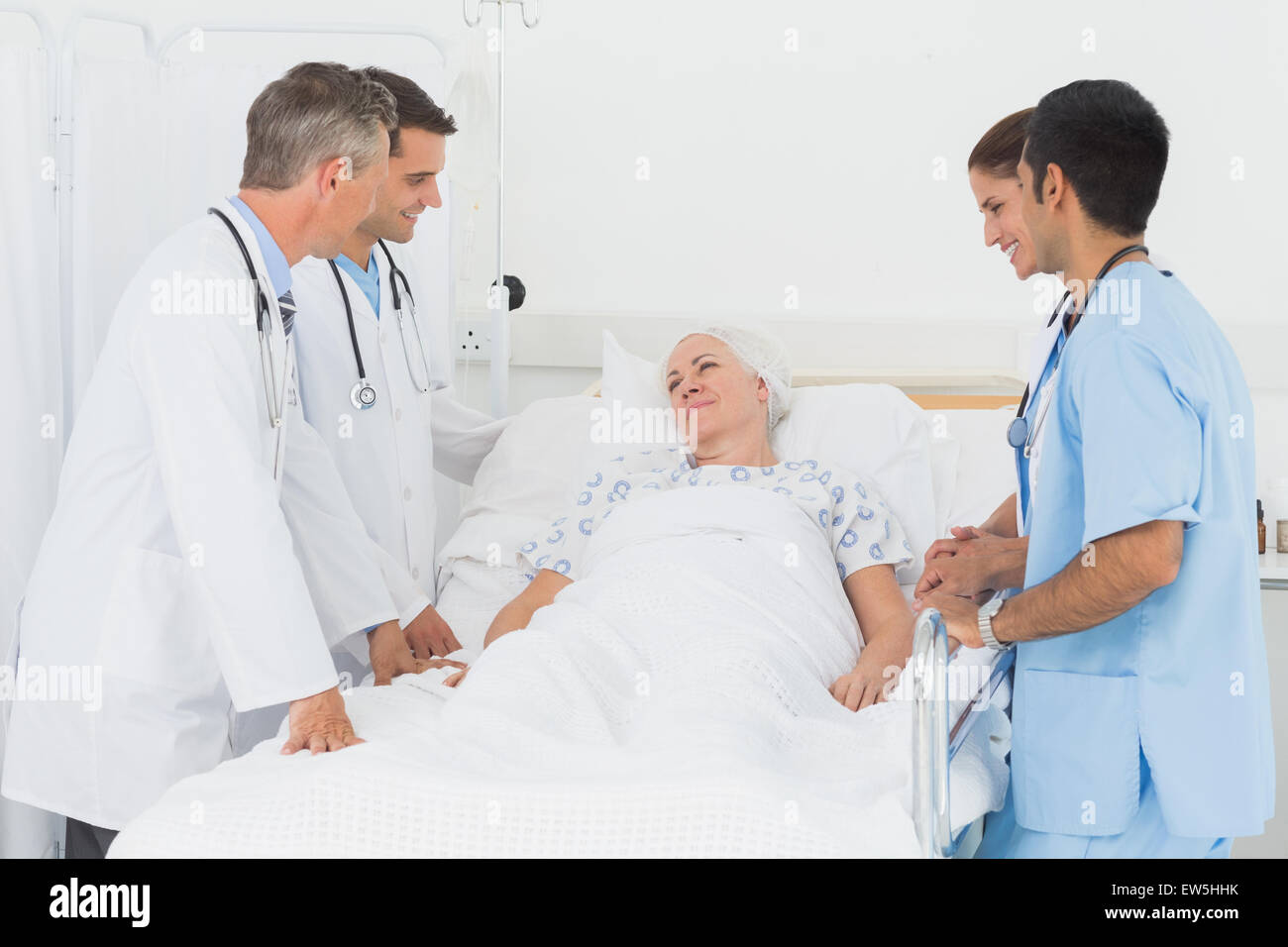 Indian doctor with female patient hi-res stock photography and images ...