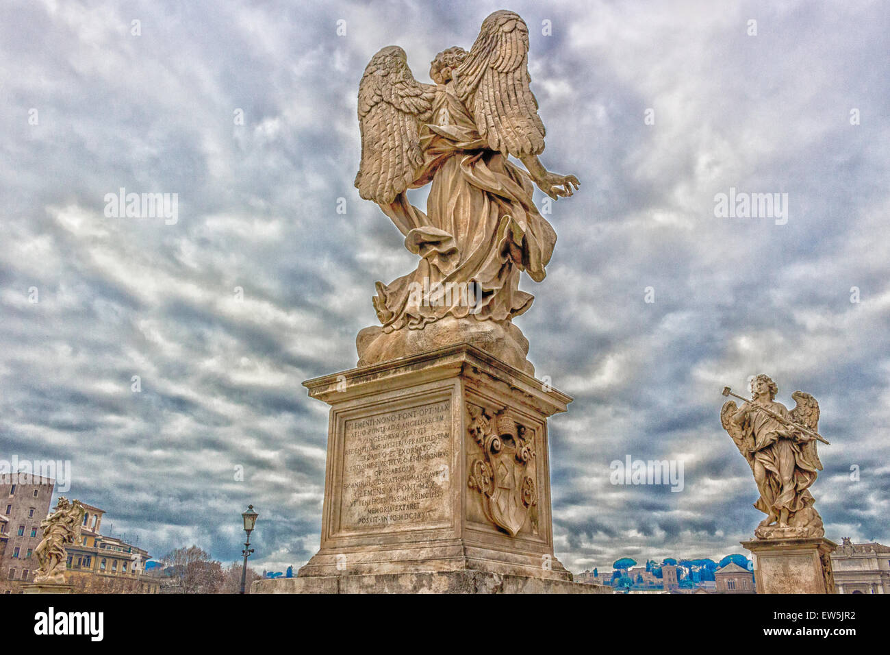 Building Angel Rome Historical buildings and architecture details in Rome, Italy: statues ...
