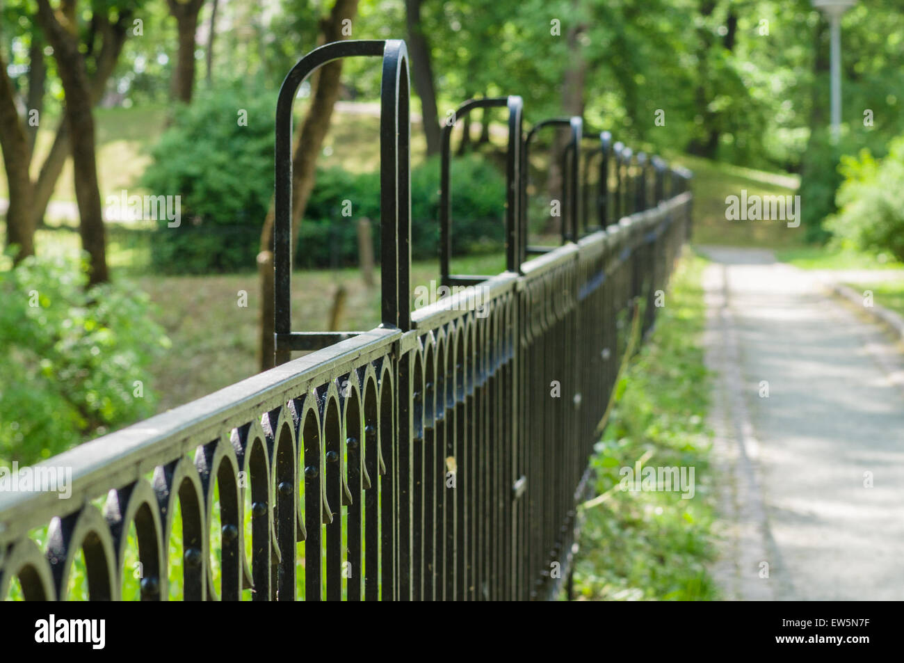 Green wrought iron fence hi-res stock photography and images - Alamy