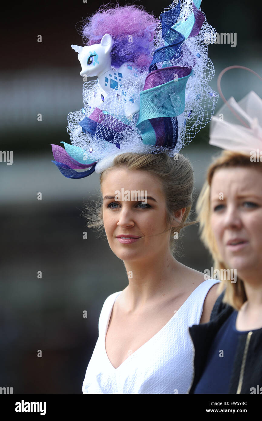 Ascot hat hi-res stock photography and images - Alamy