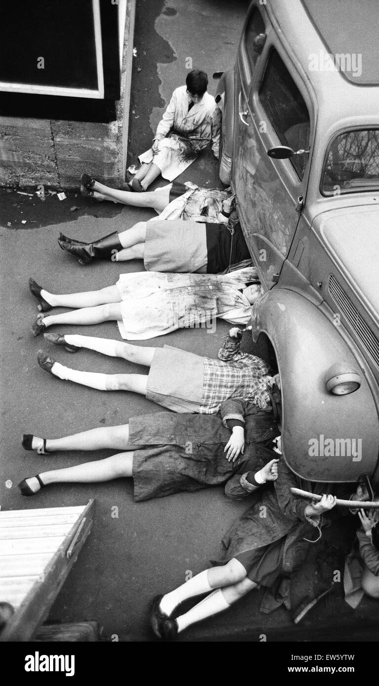 A few years ago, schoolgirls did needlework and domestic science but today (23rd January 1968) a few girls have lessons in car maintenance in their school rota. The girls, who are pupils at Norwood Girls School, Gipsy Road, West Norwood, are rebuilding an Stock Photo