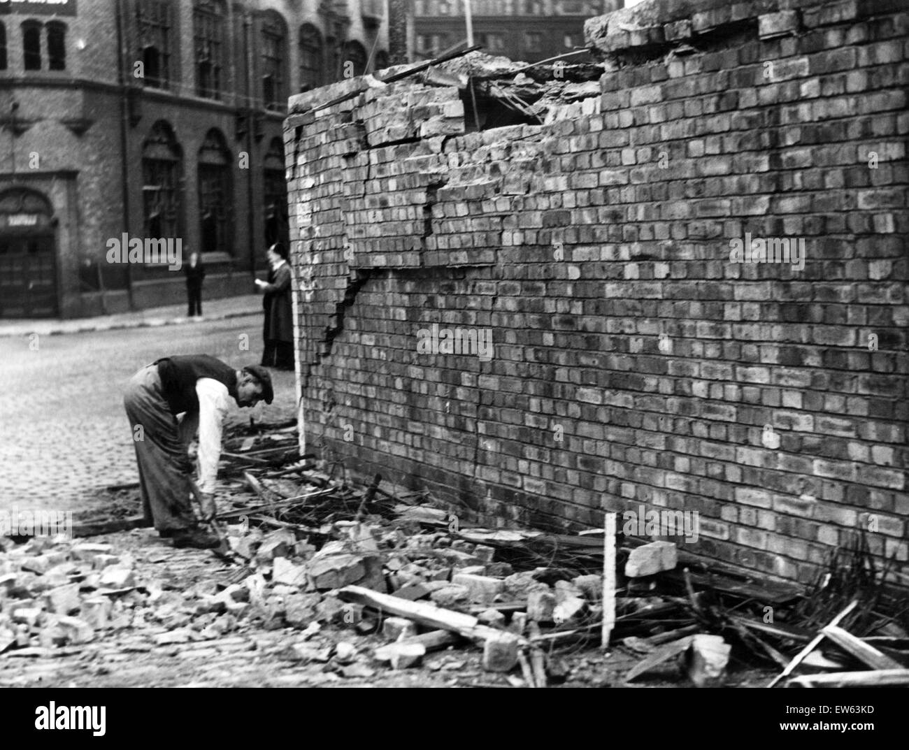 A street surface shelter in a North Western area which was only slightly damaged although hit by a bomb during the air raids over a North West coastal town. 1st September 1940. Stock Photo