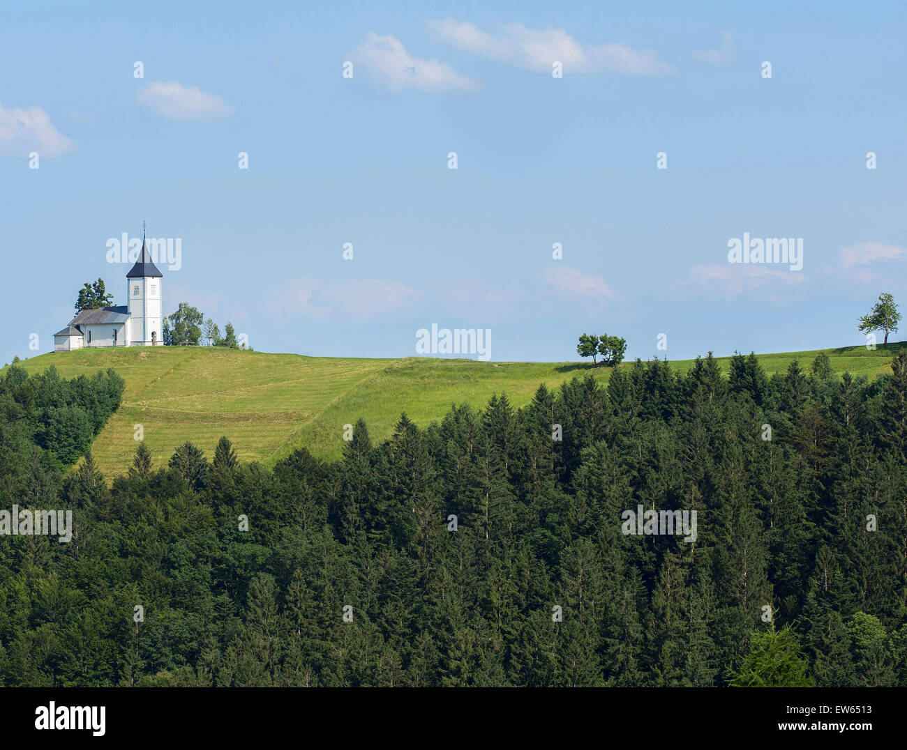 Buildings at the top of a hill hi-res stock photography and images - Alamy