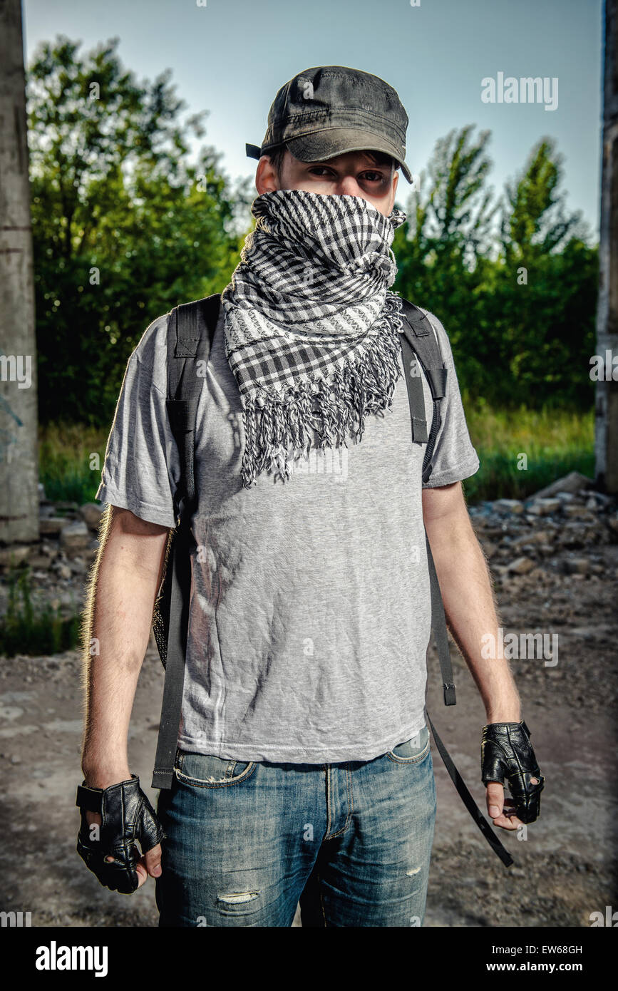 Man covering face scarf hi-res stock photography and images - Alamy