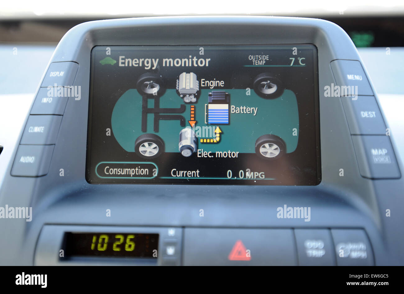 2008 Toyota Prius hybrid car, 2nd generation, screen showing energy monitor of consumption and creation Stock Photo