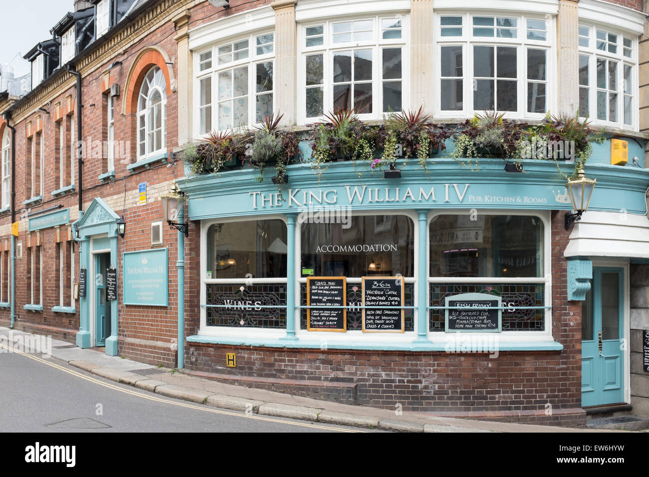 King William IV hotel and pub in Totnes, Devon Stock Photo