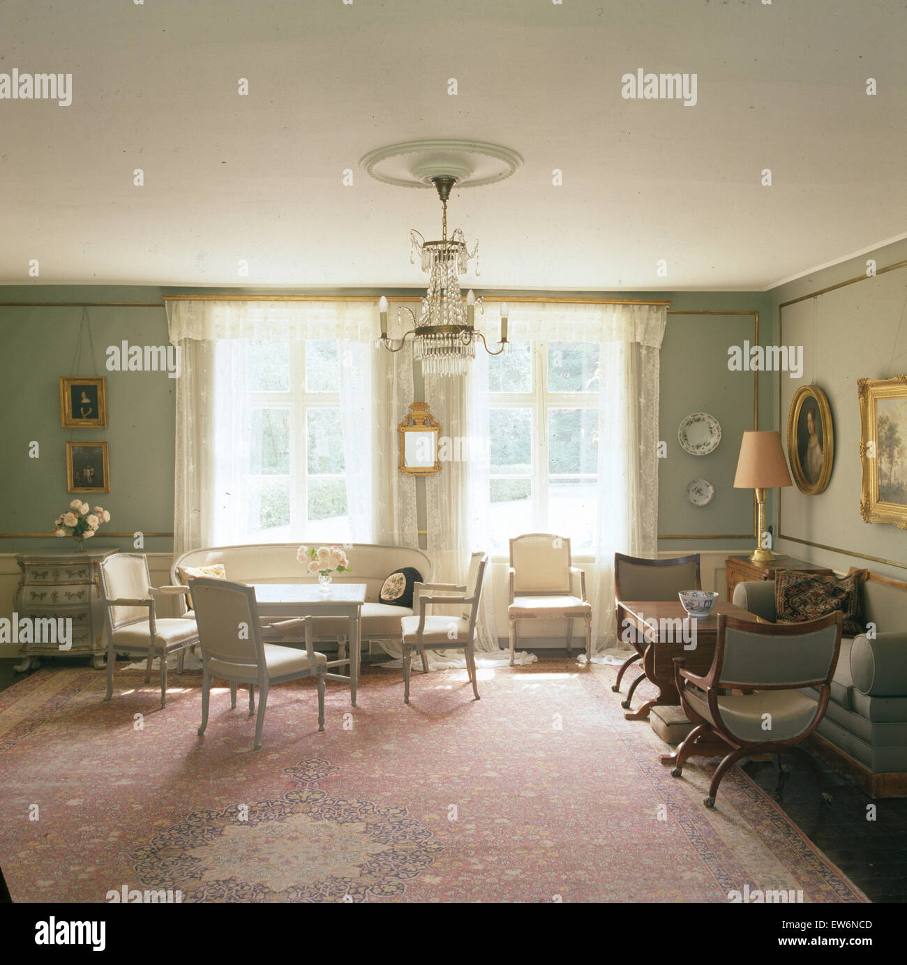 Vintage carpets hires stock photography and images Alamy