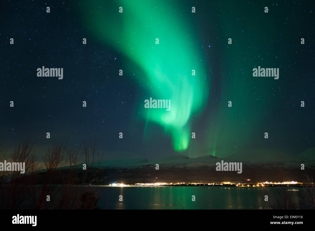 Northern lights in tromso aurora hi-res stock photography and images ...