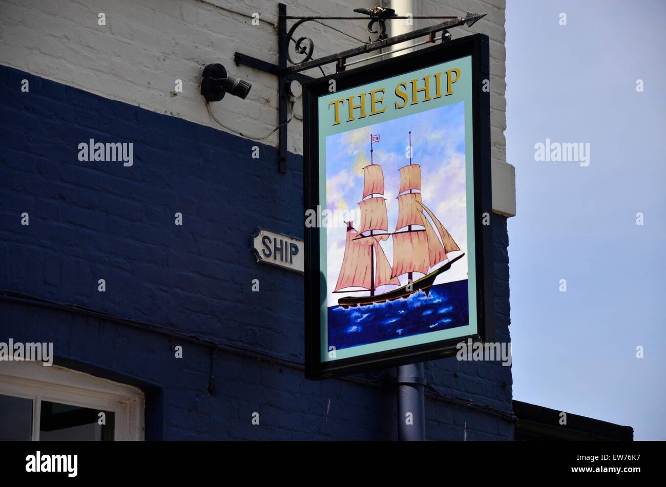 The Ship pub, Thames Bank, Mortlake, London, England, SW14 Stock Photo
