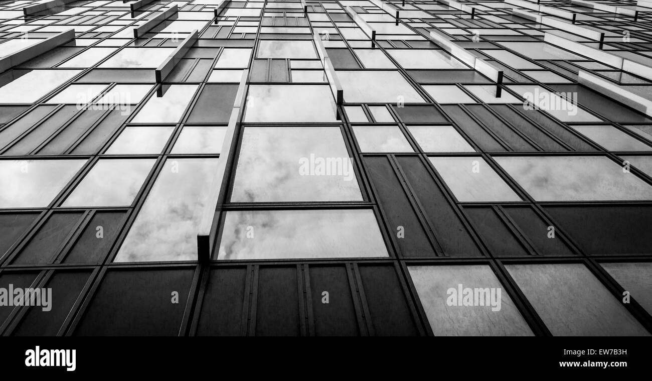 Building architecture windows Black and White Stock Photos & Images - Alamy