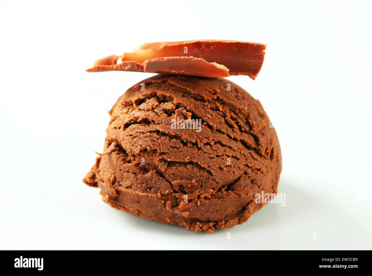 Scoop of chocolate ice cream Stock Photo - Alamy