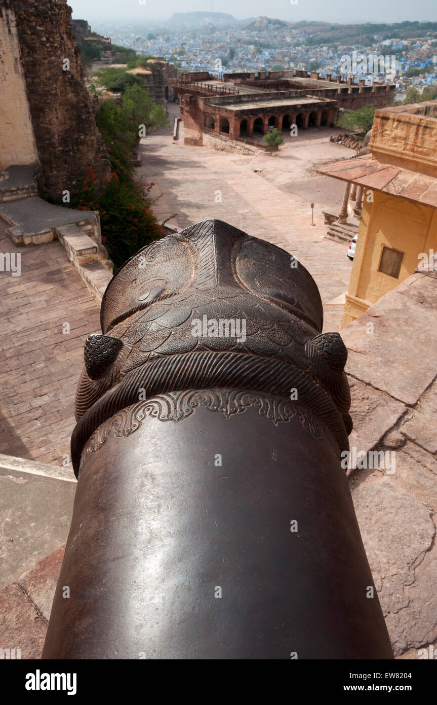 Old cannon at the Mehrangarh fort in Jodhpur, Rajasthan, India. Stock Photo
