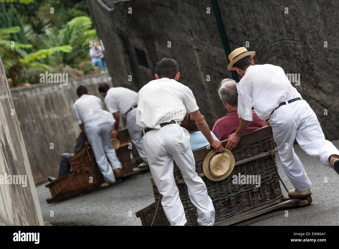 Typical tourist attraction of Carros de cesto do Monte in Funchal, Madeira,  Portugal Stock Photo - Alamy