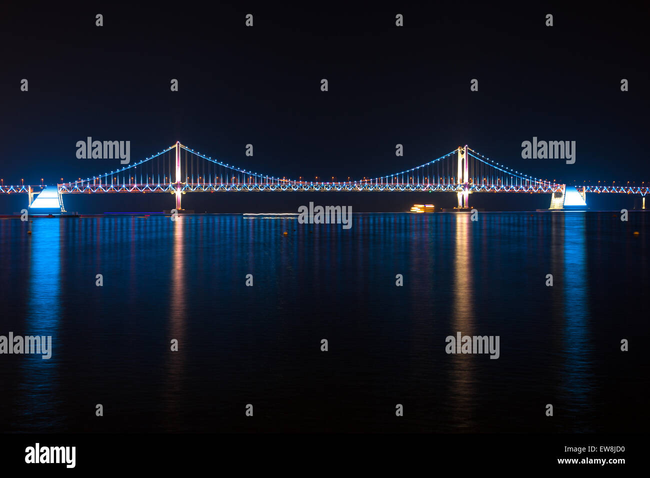 The Gwangan Bridge or Diamond Bridge at night seen from Gwangali Beach, Busan, South Korea. Stock Photo