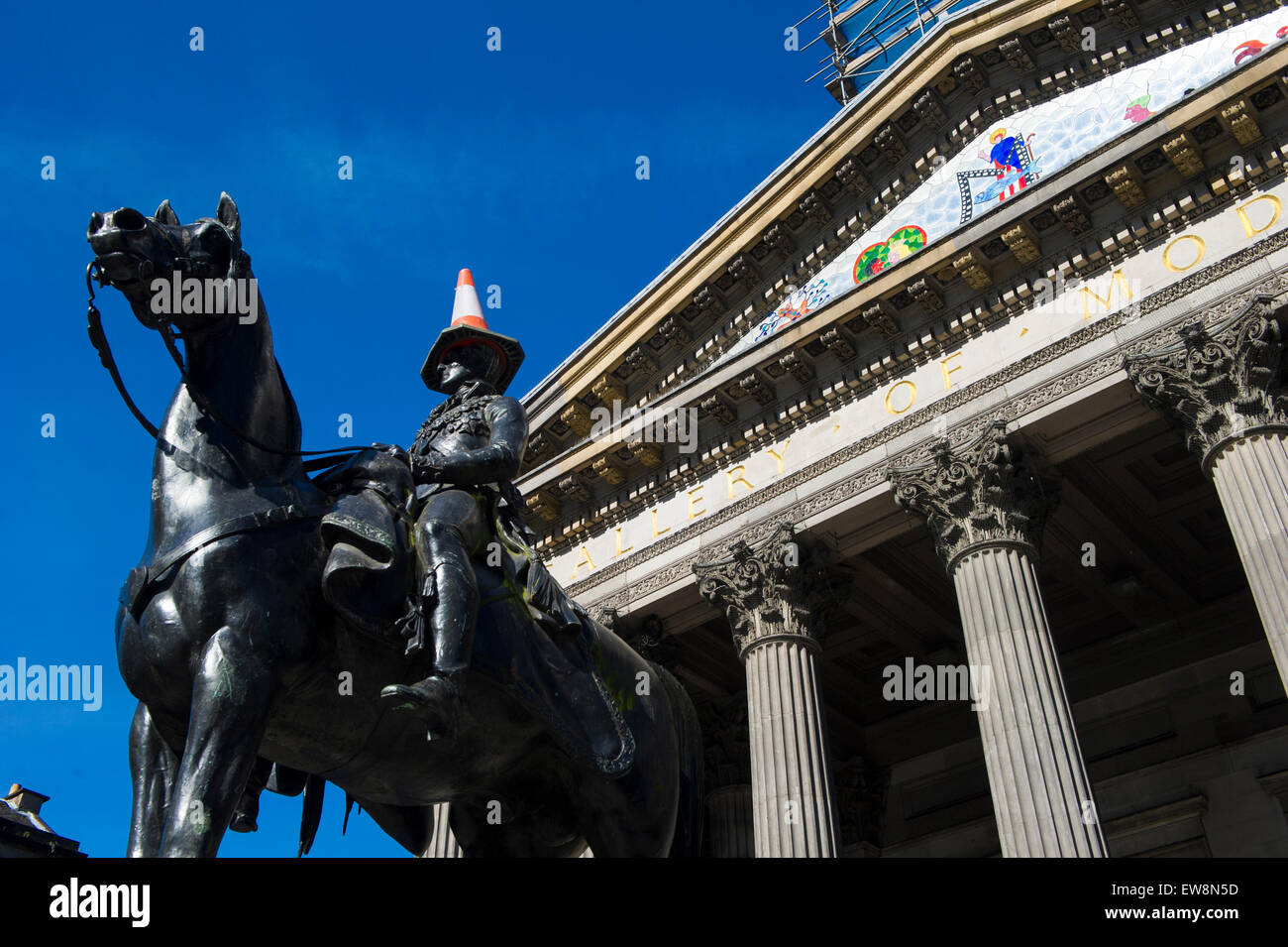 Top 10 most bizarre monuments on earth hi-res stock photography and ...