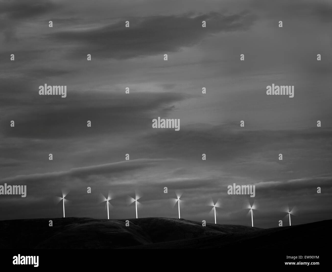 Windmills in Sherman County near the Columbia River Gorge, Oregon Stock Photo