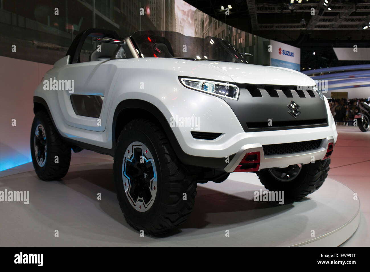 Suzuki X-Lander front-right 2013 Tokyo Motor Show Stock Photo