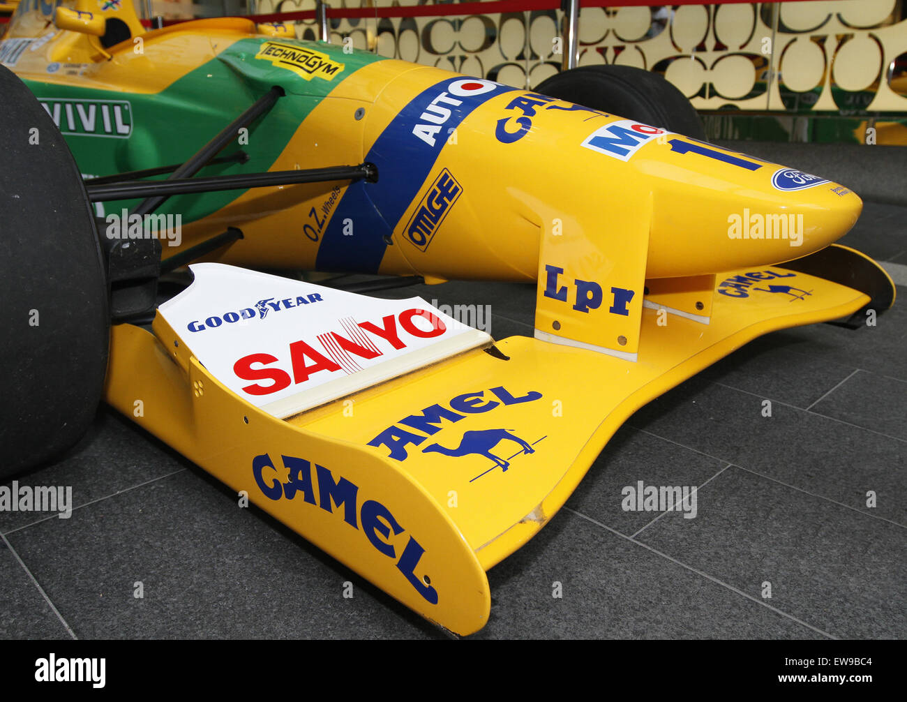 Benetton B192 front nose and wing 2010 Pavilion Pit Stop Stock Photo