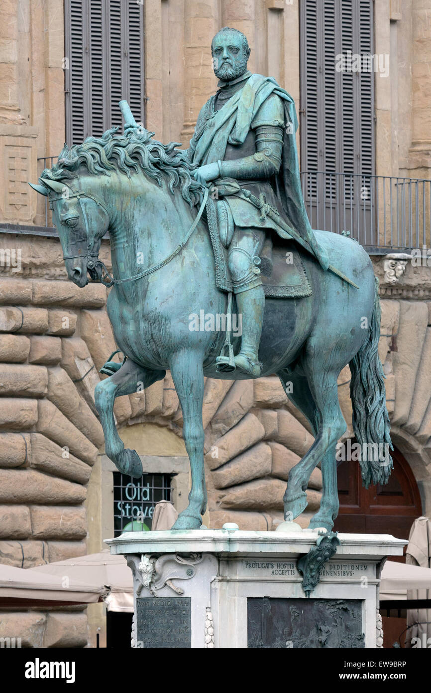 Florence politics 16th century hi-res stock photography and images - Alamy, image size:866x1390