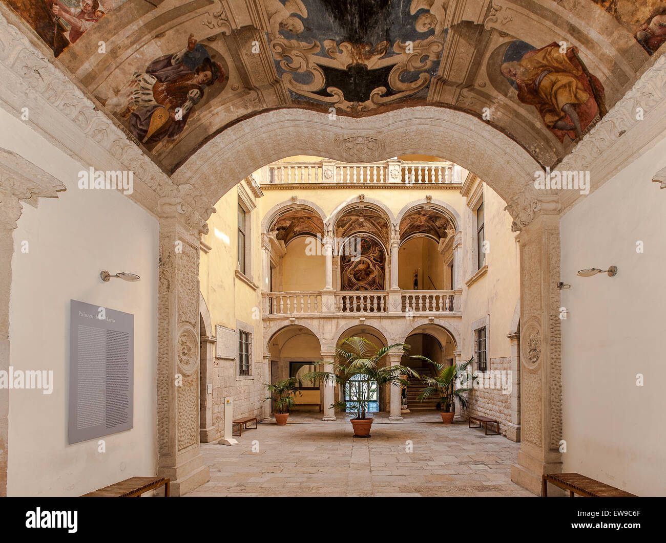 La marra palace hi-res stock photography and images - Alamy