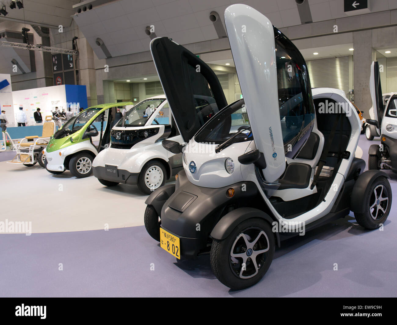 Electric microcars 2 2013 Tokyo Motor Show Stock Photo