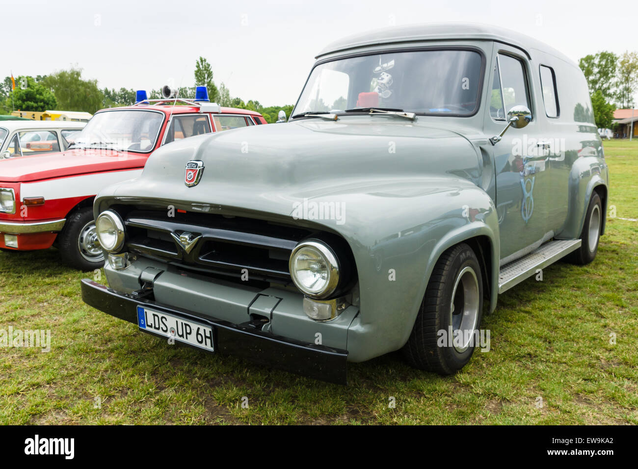 PAAREN IM GLIEN, GERMANY - MAY 23, 2015: Full-size pickup truck Ford F100 Panel Van, 1953. The oldtimer show in MAFZ. Stock Photo