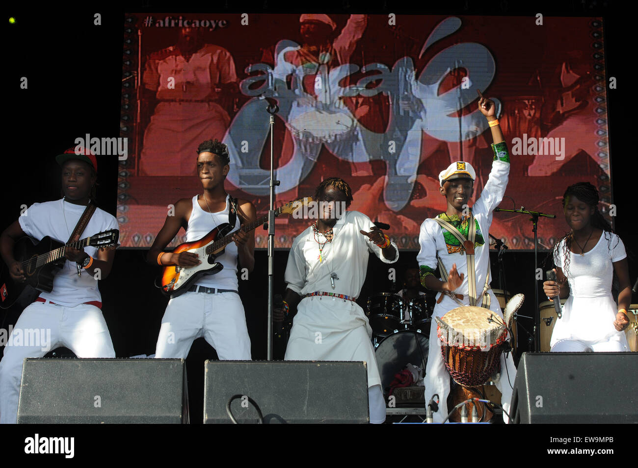 Liverpool, UK. 20th June, 2015. Sarabi from Kenya. Africa Oye Festival 2015. Saturday 20th & Sunday 21st June 2015. Review Field, Sefton Park, Liverpool, England, UK.. Africa Oyé, the UK's largest free celebration of African music and culture takes place annually in Liverpool. Credit:  David Colbran/Alamy Live News Stock Photo