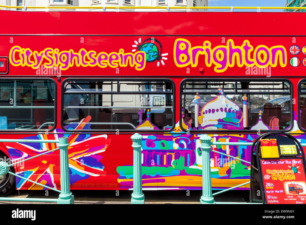 City Sightseeing Tour Bus On Brighton Seafront, Brighton, England Stock Photo