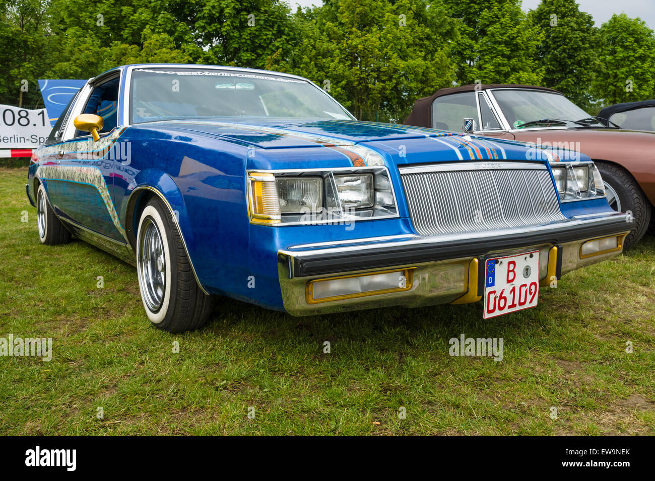 Buick regal hi-res stock photography and images - Alamy