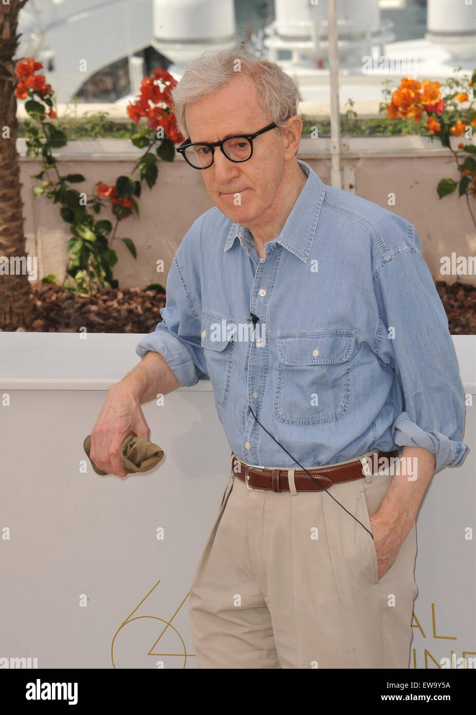 CANNES, FRANCE MAY 11, 2011 Woody Allen at the photocall for his new