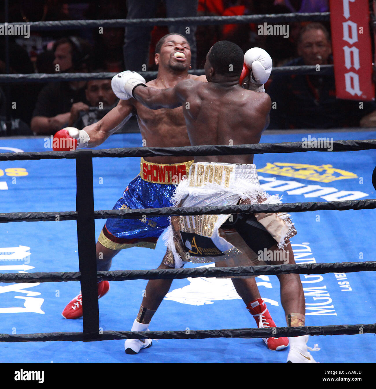 Las Vegas, Nevada, USA. 21st June, 2015. Boxers Shawn Porter and Adrien