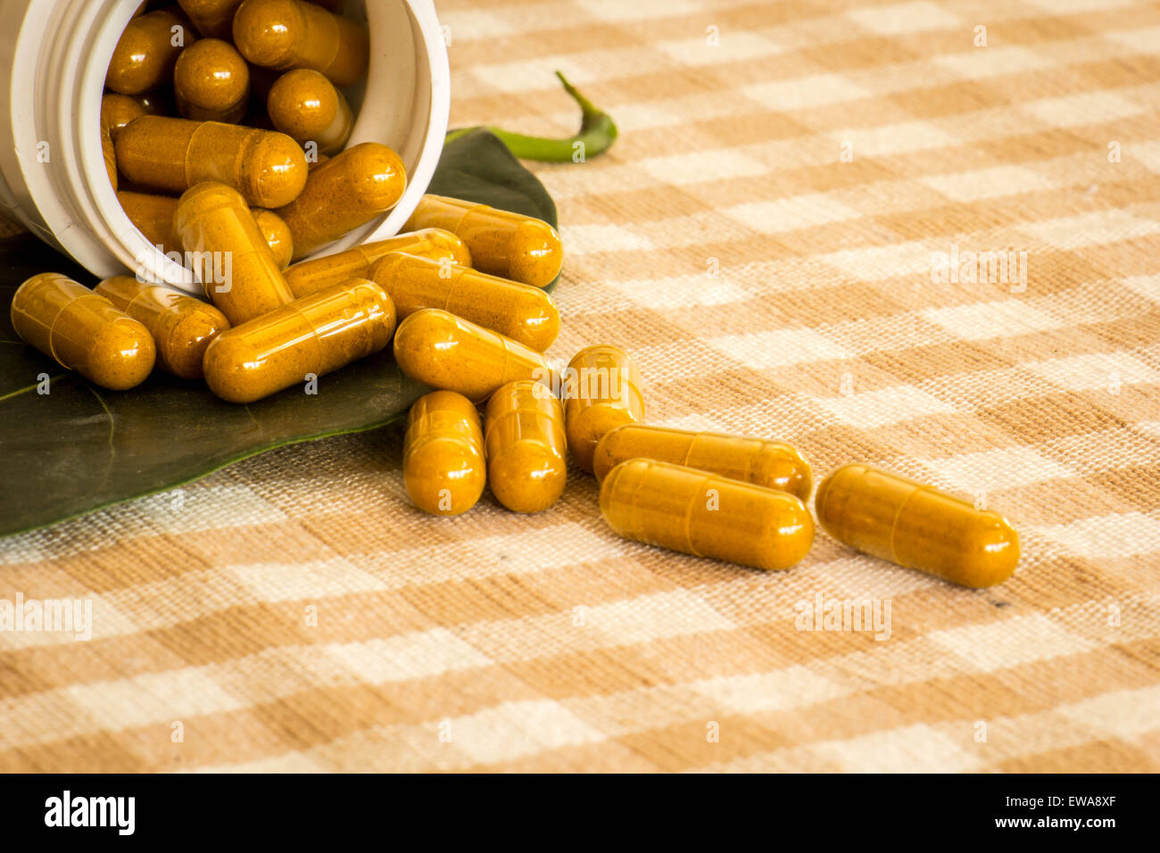 Medicine bottles, plastics, pharmaceuticals, medicine capsule, cotton