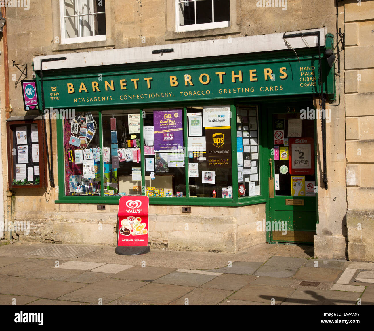 Newsagent uk people hires stock photography and images Alamy