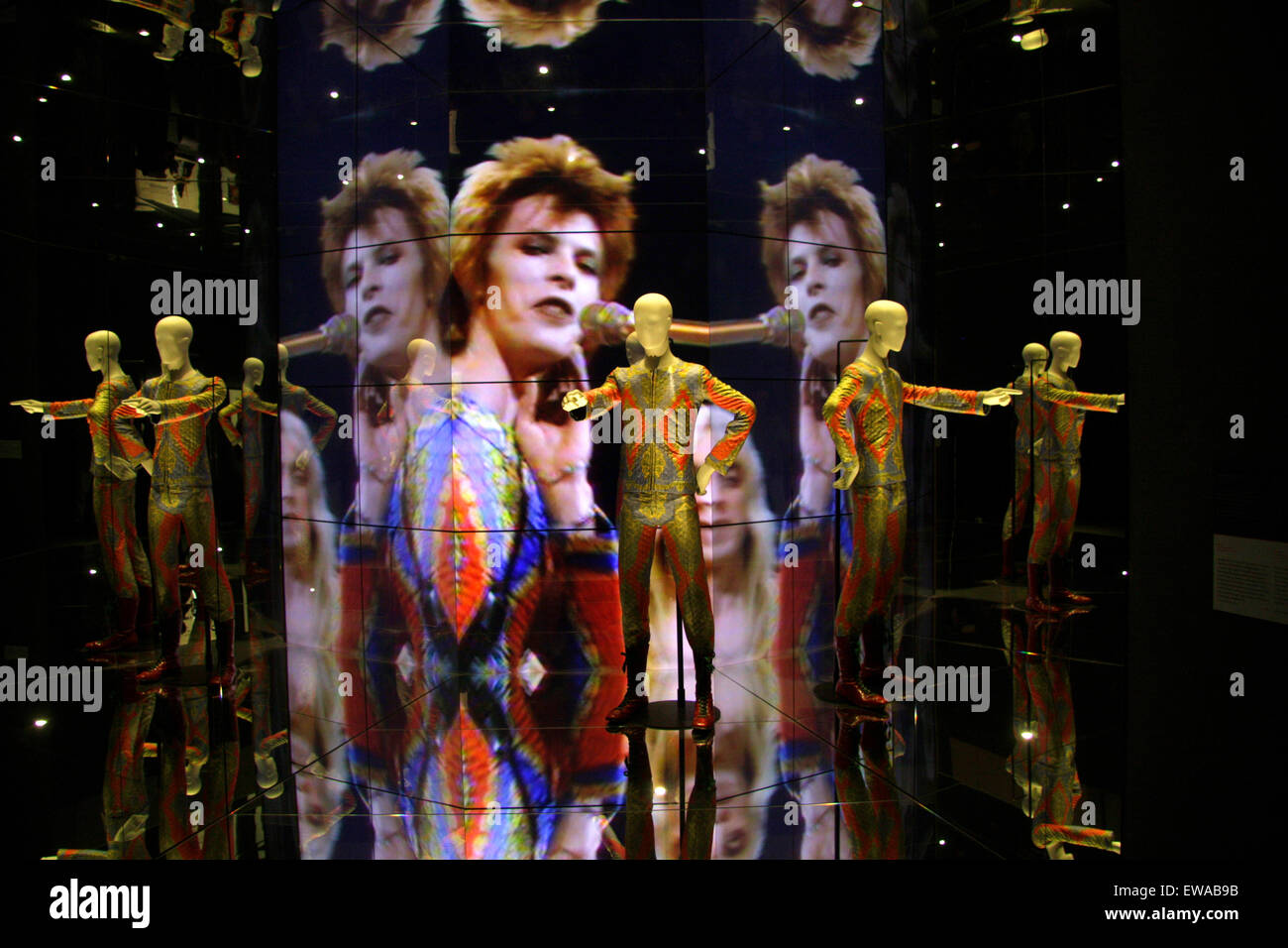 Impressionen - Ausstellung 'David Bowie', Martin Gropius-Bau, 19. Mai 2014, Berlin-Tiergarten. Stock Photo