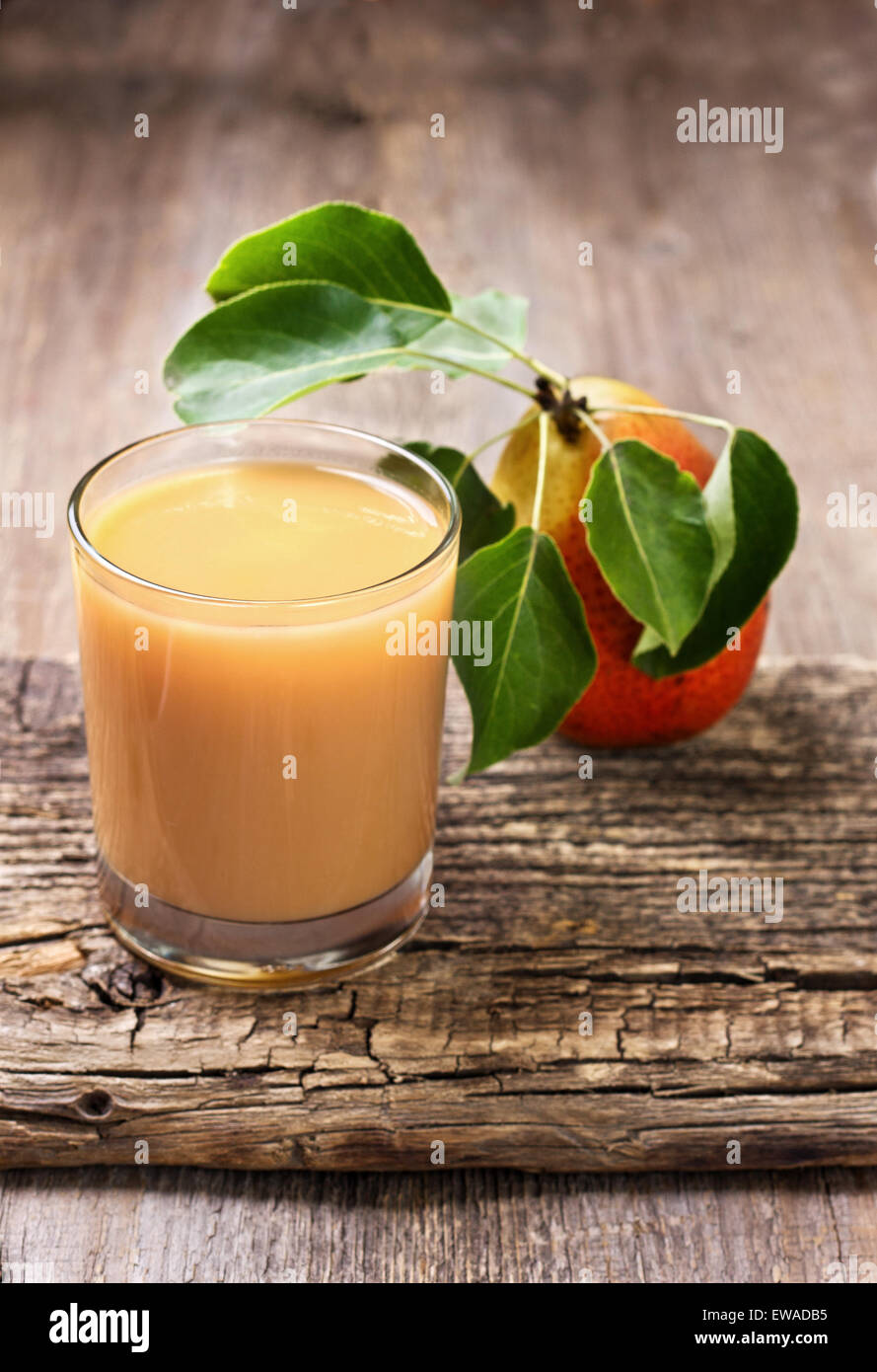 Pear juice hi-res stock photography and images - Alamy