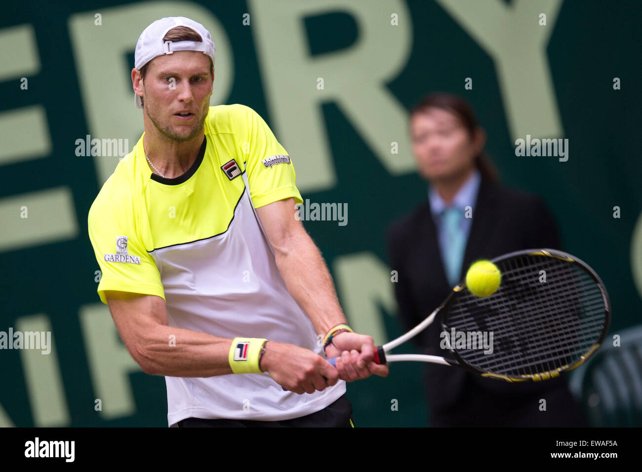 Halle, Germany, 21st June, 2015. Italian tennis player Andreas Seppi in  action at the ATP tournament in Halle, Germany 21 June 2015 in the final  against Roger Federer from Switzerland. Photo: MAJA