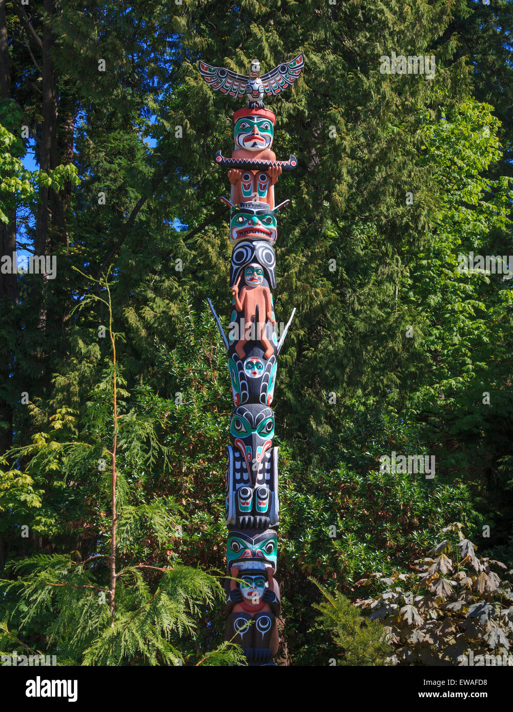 Vibrant totem pole brockton point hi-res stock photography and images ...