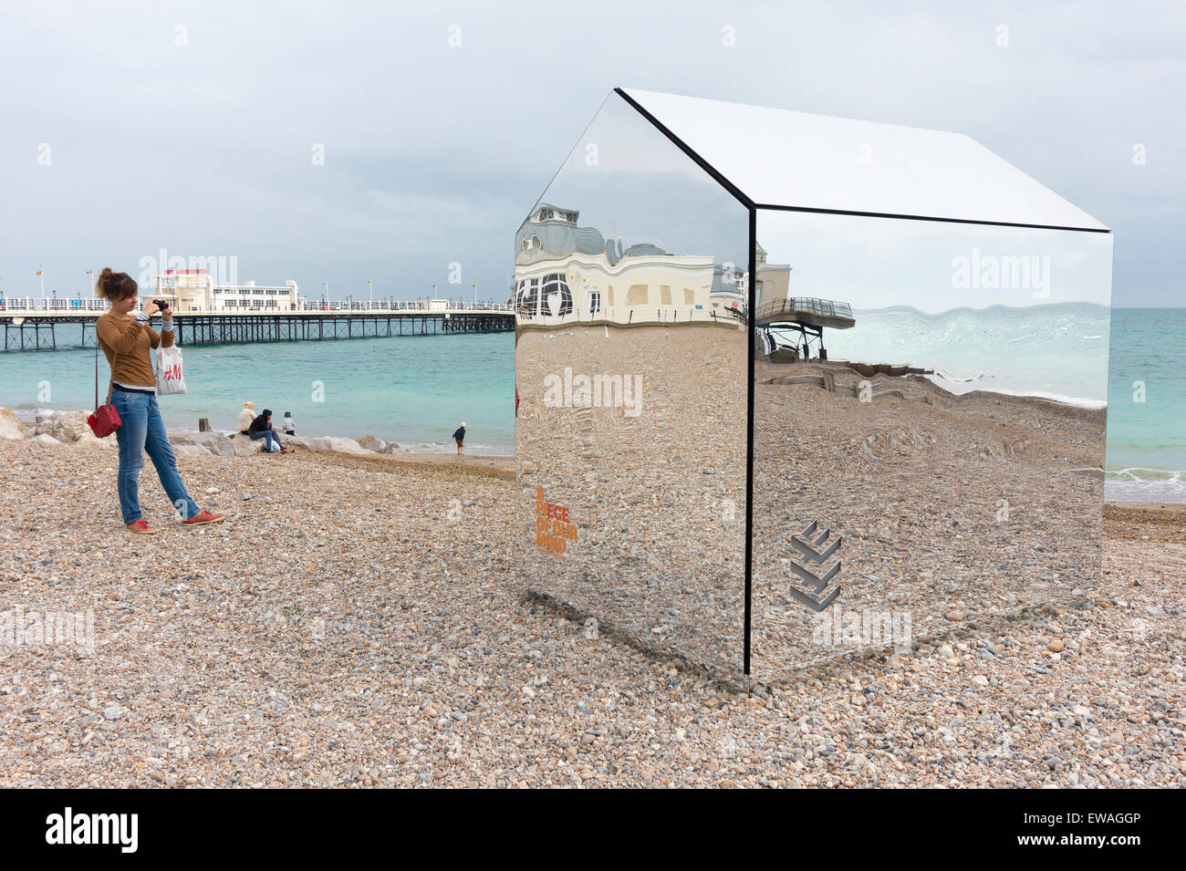 Mirrored beach hut art installation by ECE architects on Worthing Beach Stock Photo