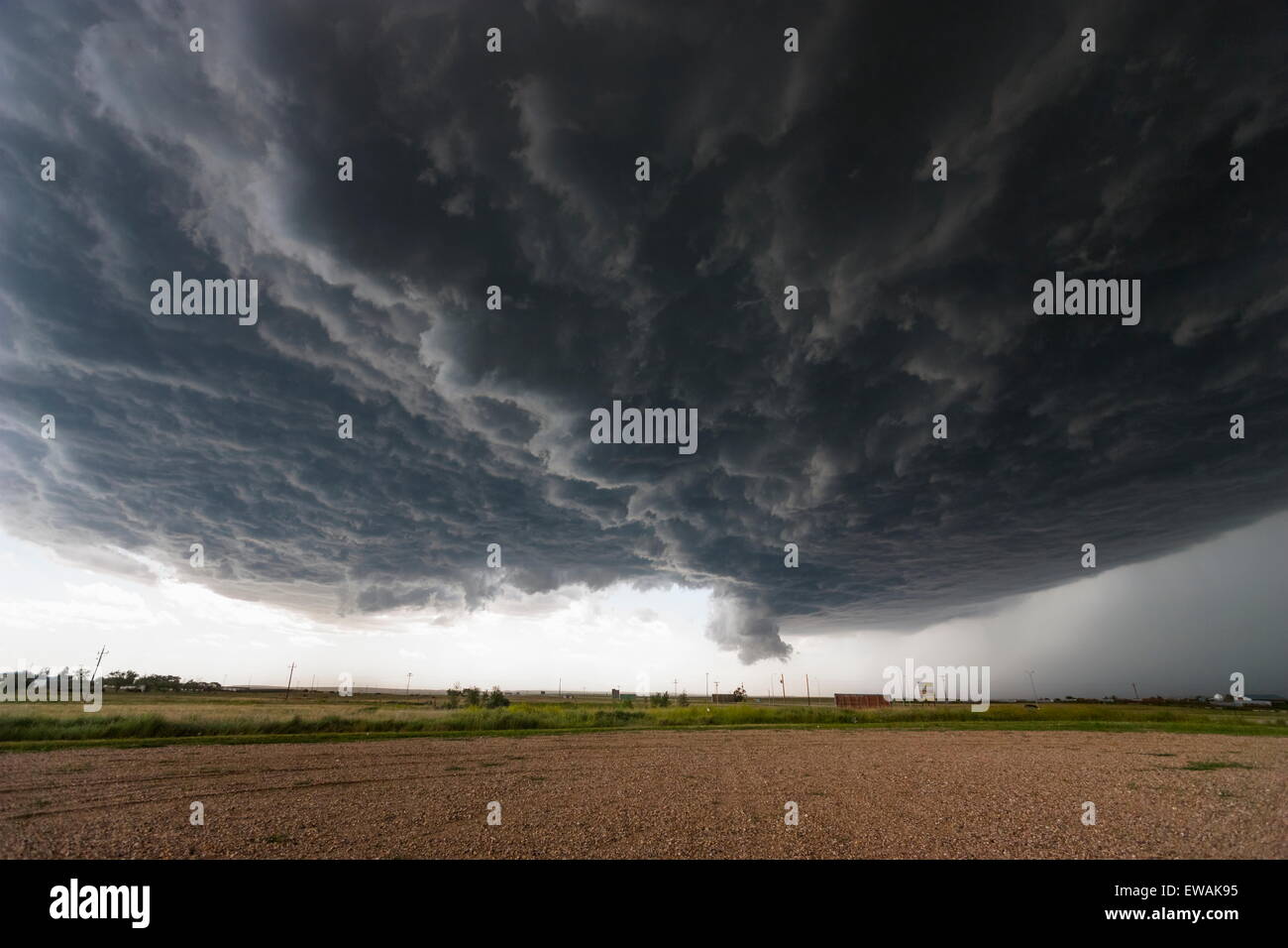 Base of a supercell storm moves into Kadoka South Dakota July 13, 2009