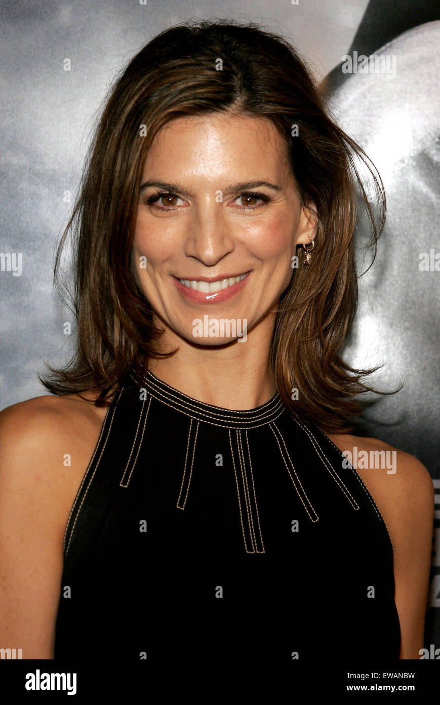 Perrey Reeves attends the Los Angeles Premiere of "Shooter" held at the