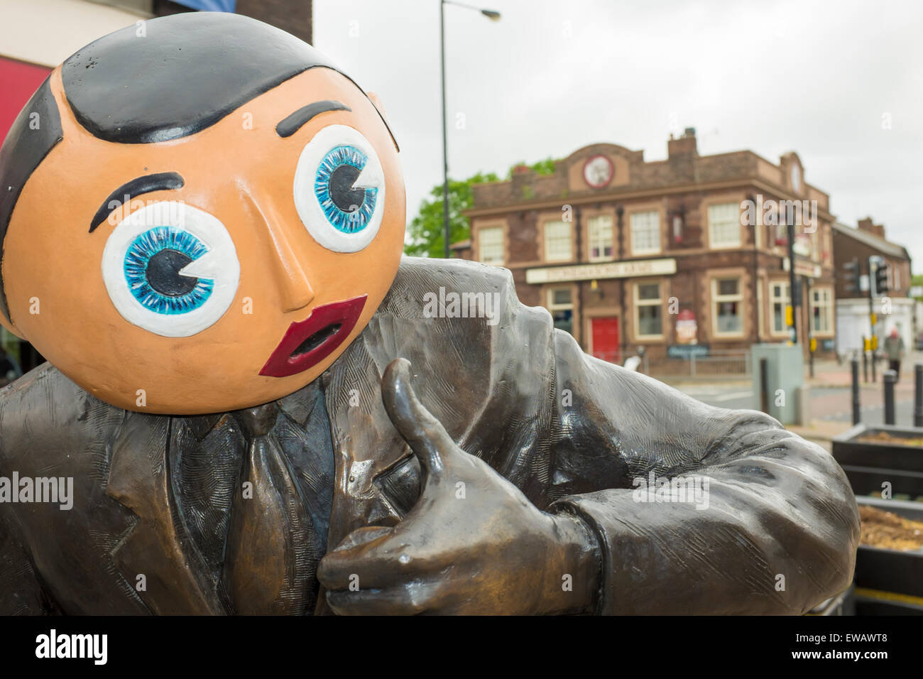 Close-up of Frank Sidebottom statue in Timperley, Greater Manchester Stock Photo