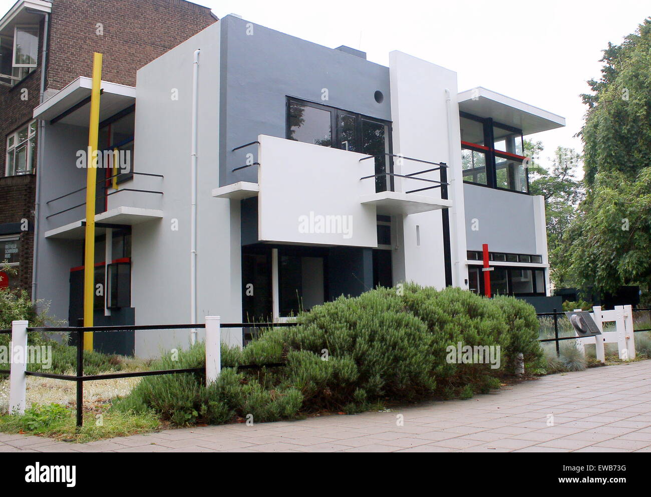 neoplasticism high resolution stock photography and images alamy