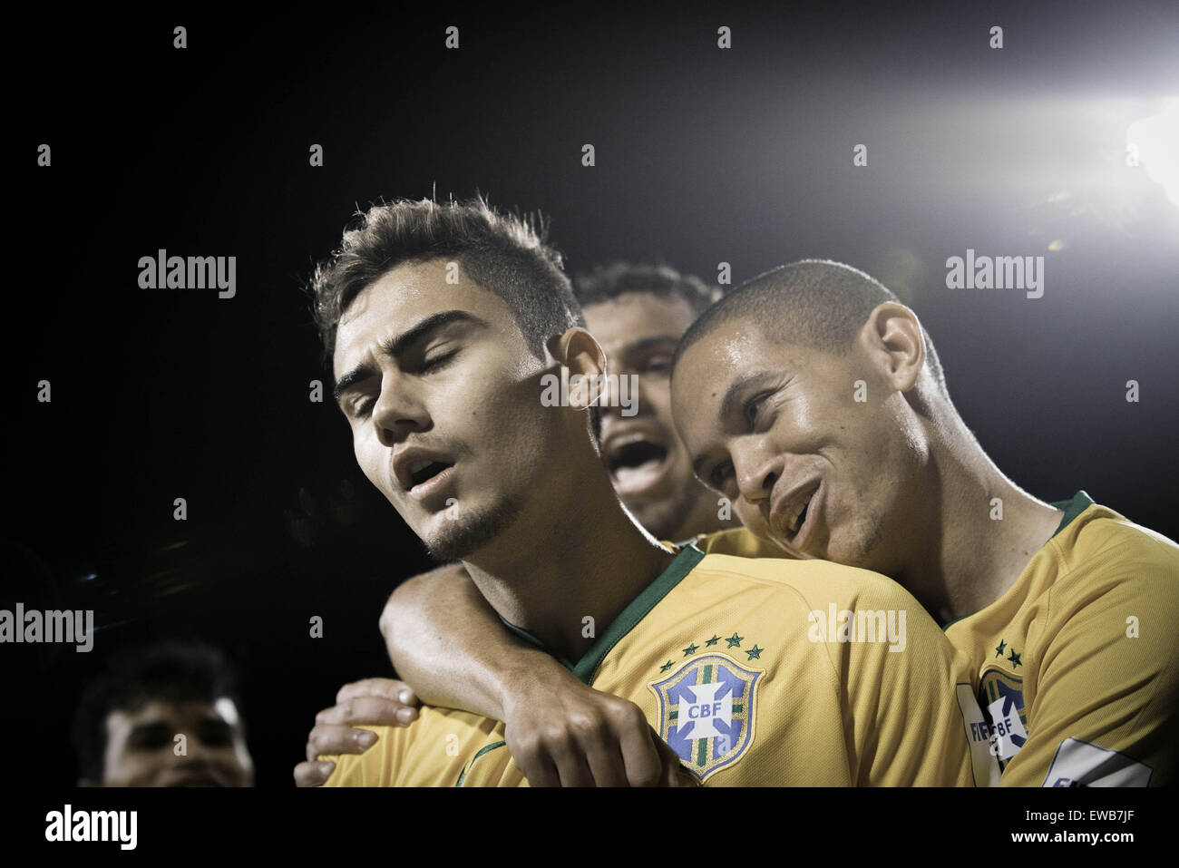 Auckland, New Zealand, Feature, Highlight. 20th June, 2015. Auckland, New Zealand - June 20, 2015 - Andreas Pereira and Marcos Guilherme of Brazil (L-R) celebrating a goal during the FIFA U20 World Cup final match between Brazil and Serbia at North Harbour Stadium on June 20, 2015 in Auckland, New Zealand, Feature, Highlight. Credit:  dpa/Alamy Live News Stock Photo