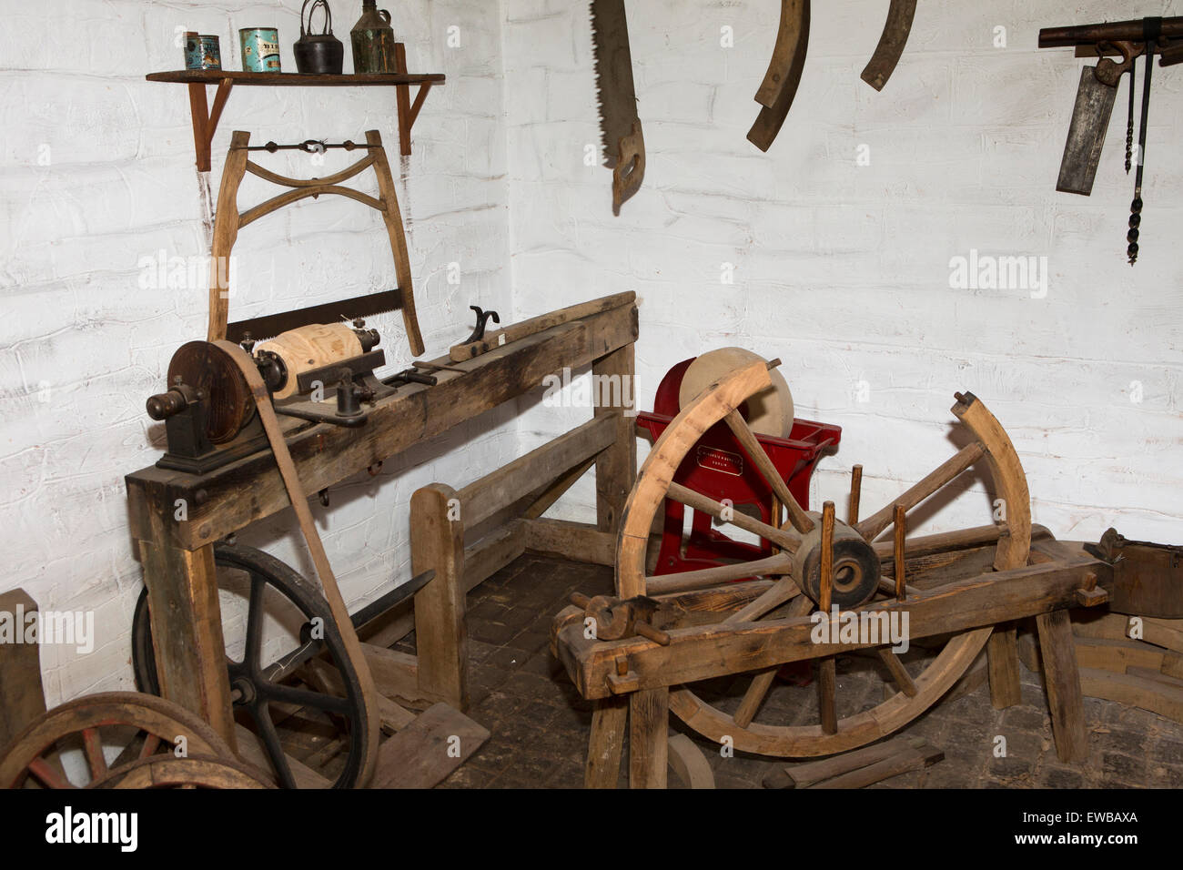 Ireland, Co Wexford, Johnstown Castle, Irish Agricultural Museum, wheelwright’s workshop Stock Photo