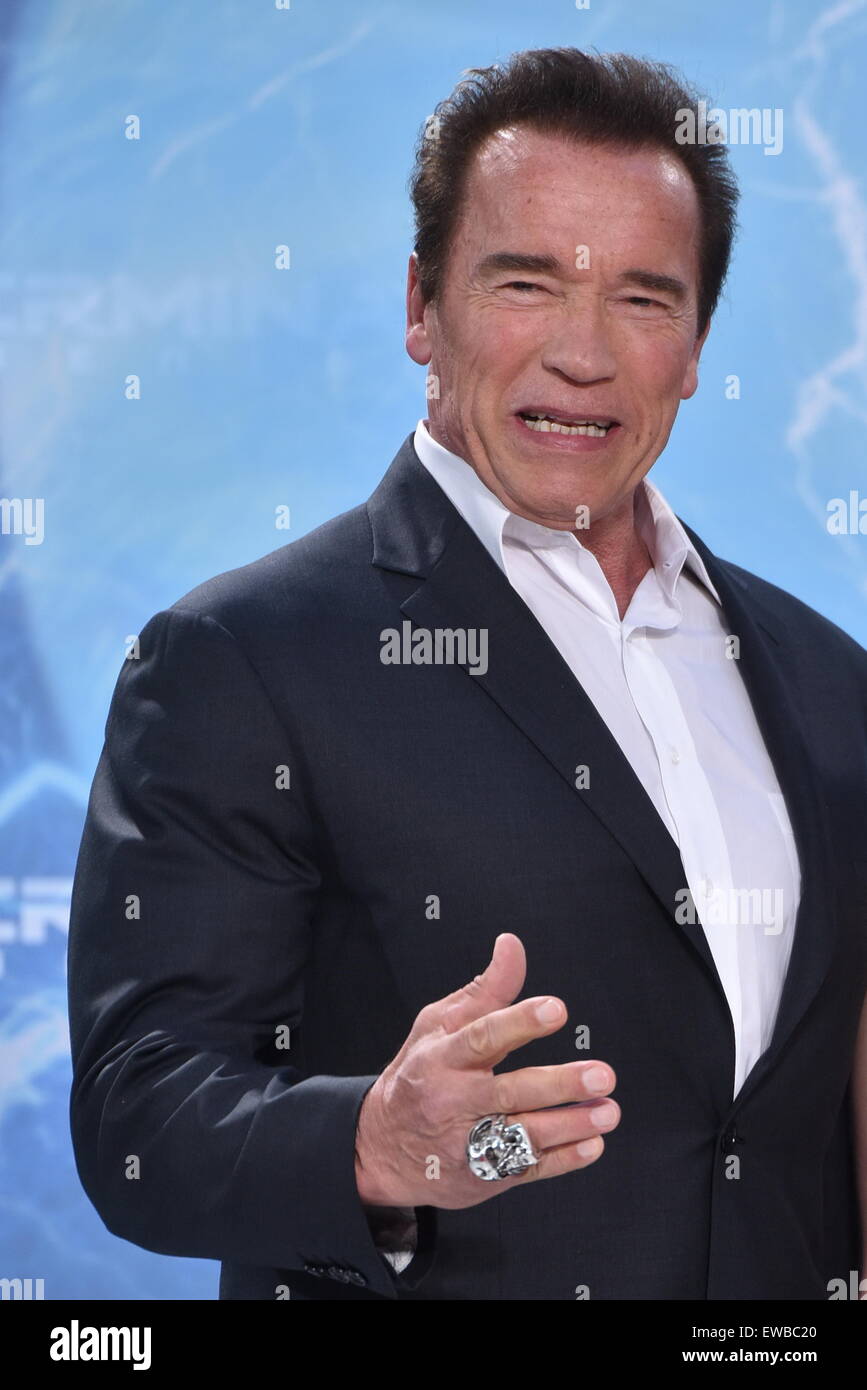 Berlin, Germany. 21st June, 2015. Austrian-American actor and politician Arnold Schwarzenegger attends to the Premiere of the movie 'Terminator Genisys' at CineStar Theater at the Sony Center in Berlin, Germany. Credit:  dpa picture alliance/Alamy Live News Stock Photo
