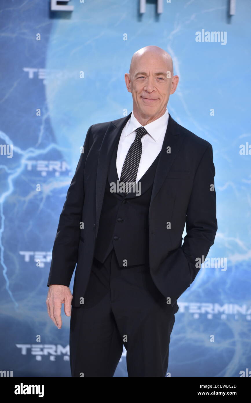 Berlin, Germany. 21st June, 2015. American actor J.K. Simmons attends the Premiere of the movie 'Terminator Genisys' at CineStar Theater at the Sony Center in Berlin, Germany. Credit:  dpa picture alliance/Alamy Live News Stock Photo