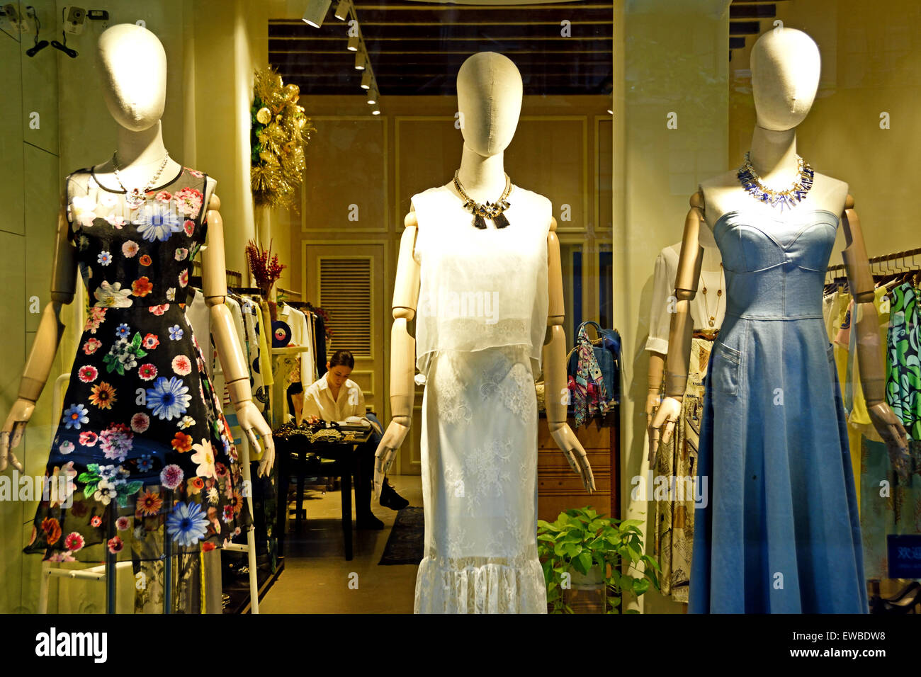 Hong Kong Fashion China Chinese Stock Photo Alamy